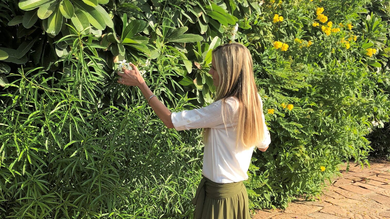 the story behind save me from hair repair treatments