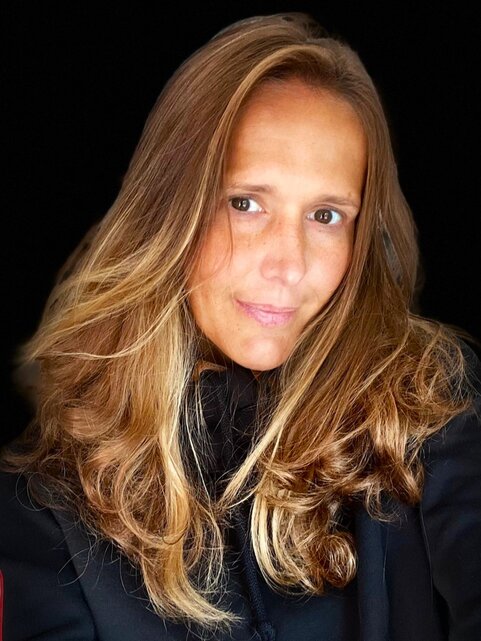 the founder of save me from hair repair treatments